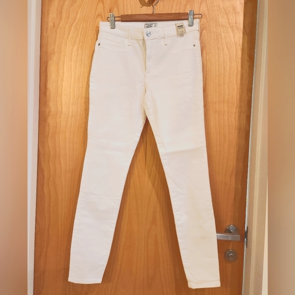 Abercrombie & Fitch Harper White Jeans - Picture 2 of 6